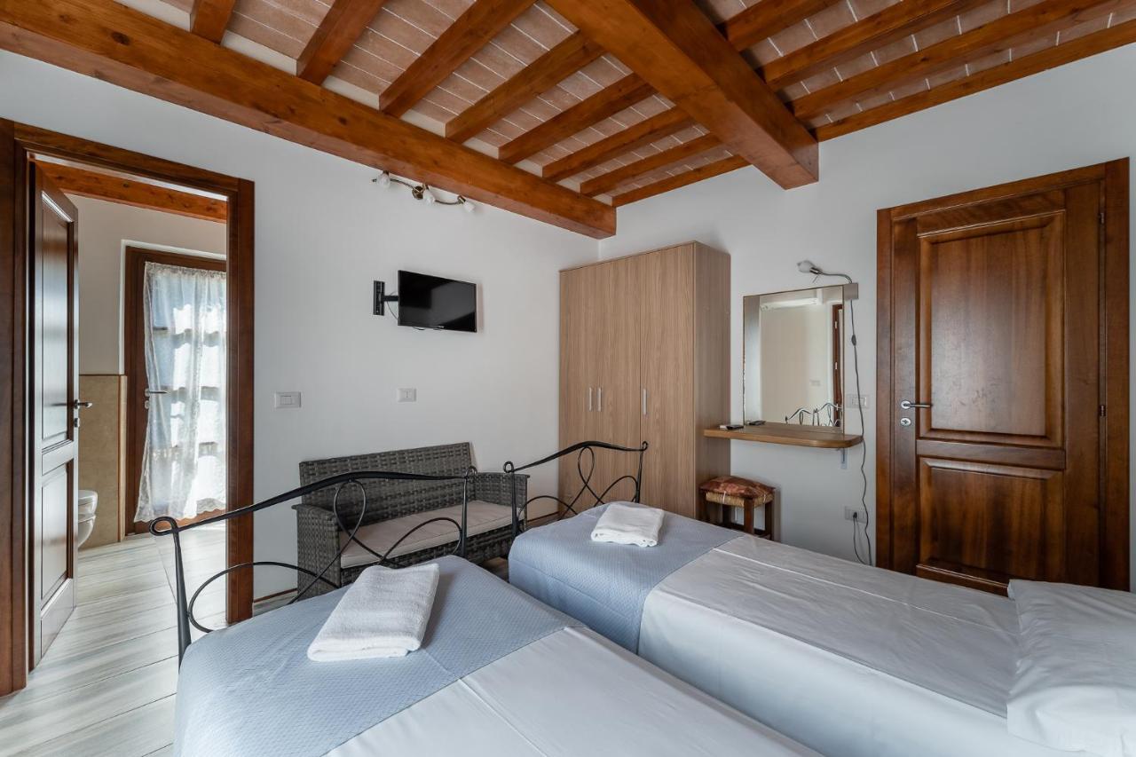 Hotel Delfino Procchio  Zewnętrze zdjęcie