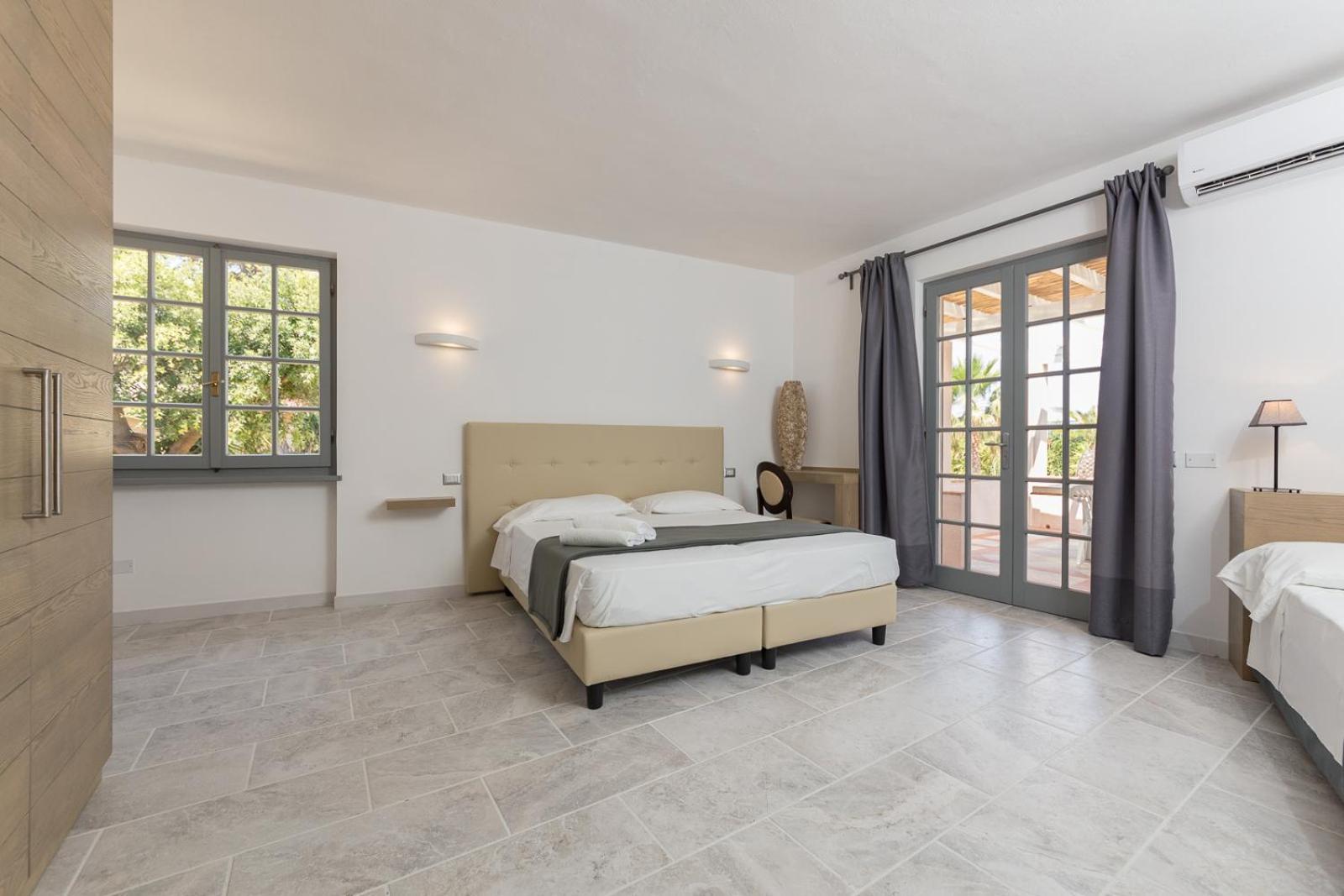Hotel Delfino Procchio  Zewnętrze zdjęcie