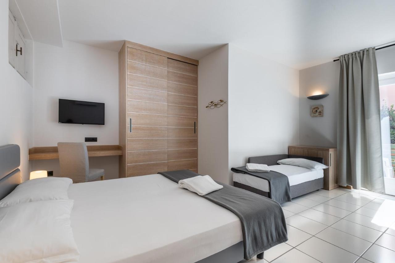 Hotel Delfino Procchio  Zewnętrze zdjęcie